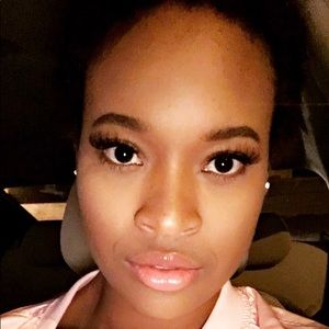 Meet your Posher, Kasey